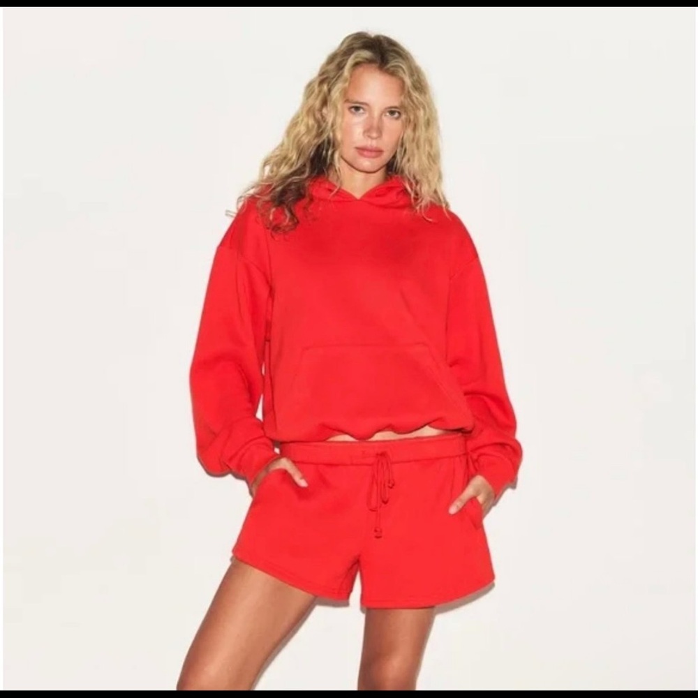 NWT SKIMS Ruby Cotton Fleece Hoodie